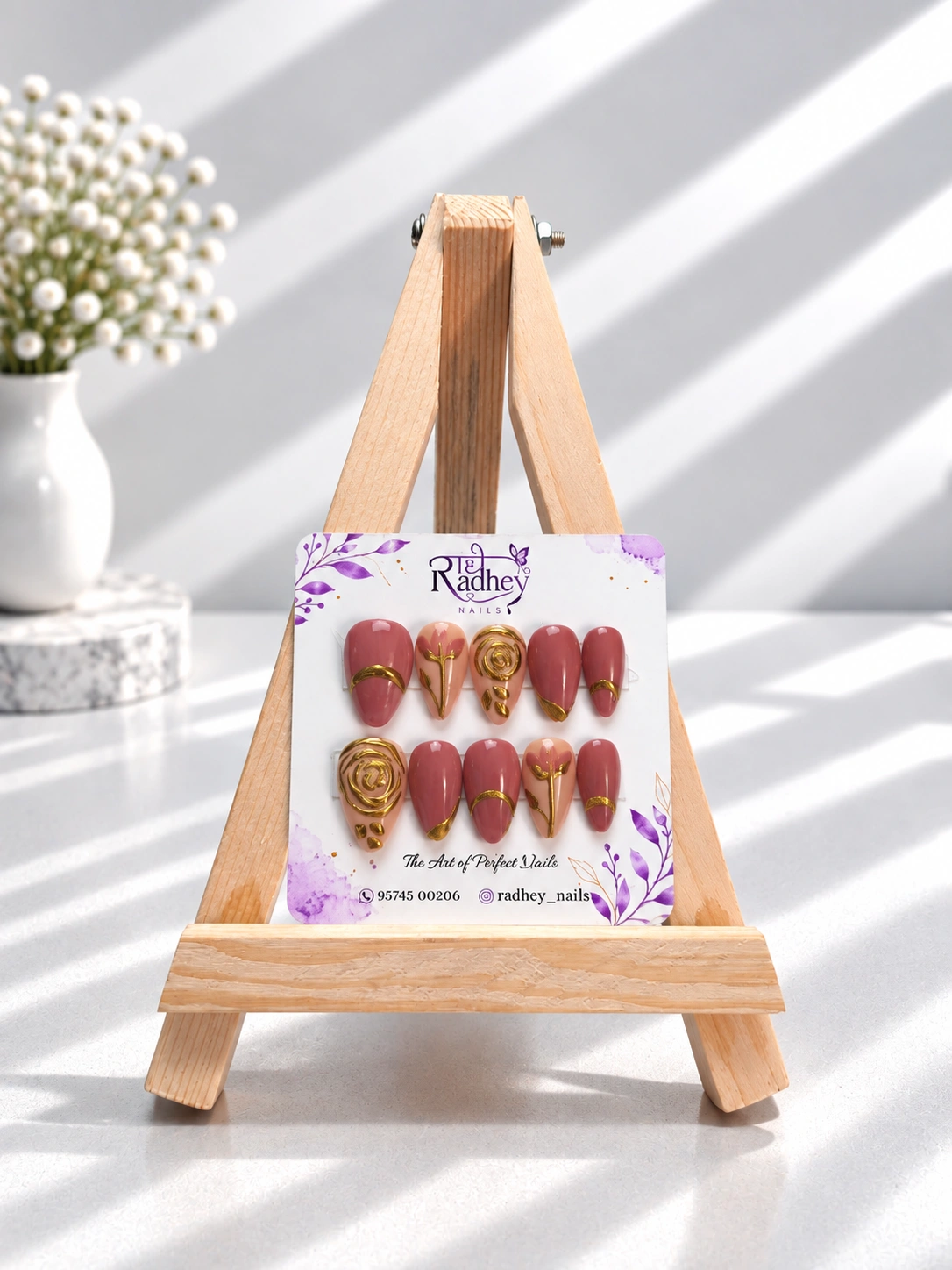Rosewood Pink & Gold Embellished Press-On Nails – Elegant Metallic Swirl & Luxe Nail Art