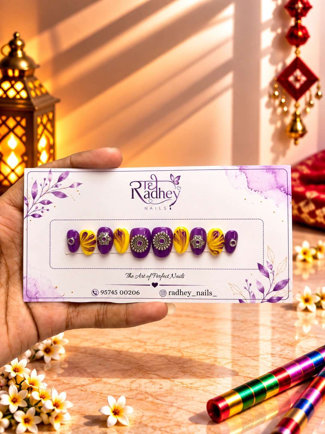 038 Navratri Nails-300