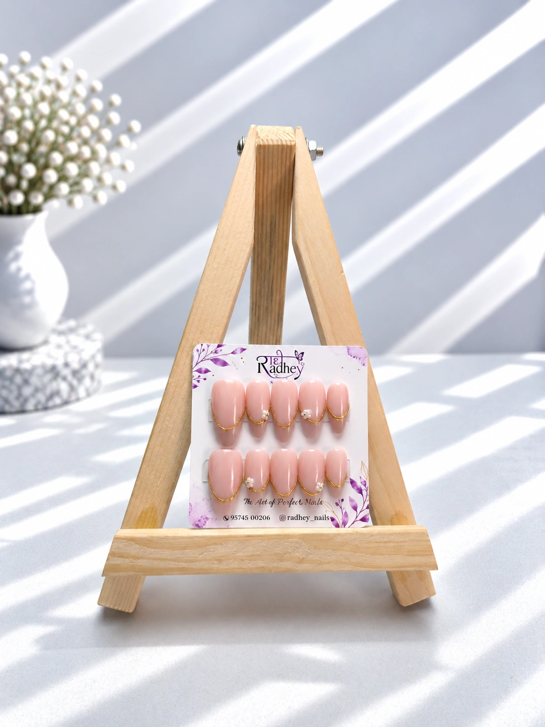 Blush Pink & Gold Minimalist Press-On Nails – Pearl Accent Luxe Nail Art